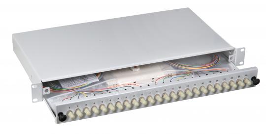 Spleißbox 12 ST/ST 50/125µ n.a Pigt.-abgesetzt /Kupplung,OM4 